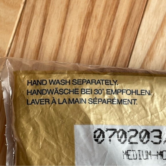 Silkies Nylon Control Top Medium 3 pkgs Taupe,‎ Mocha Made in USA Neutral Ballet - Picture 8 of 11